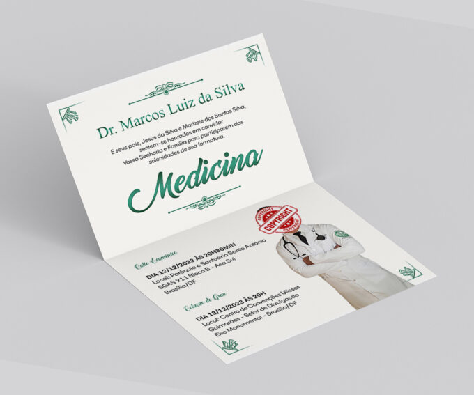 Convite Para Formatura Curso de Medicina Com Foto Verde e Dourado